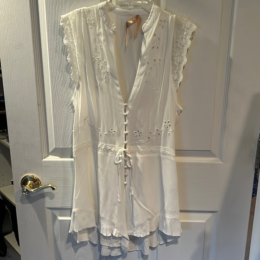 White romper size Small from écru